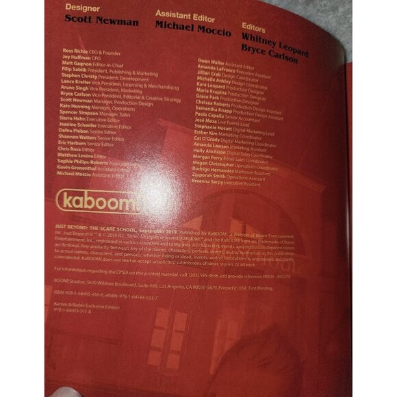 NEW R.L. Stine Just Beyond The Scare School Paperback Book Kelly & Nichole Matth - Picture 3 of 3